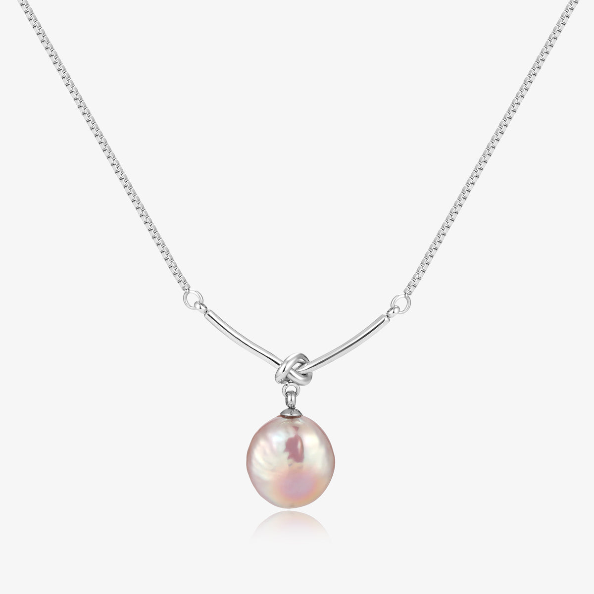 Elegant Simple Knot Design Pearl Necklace